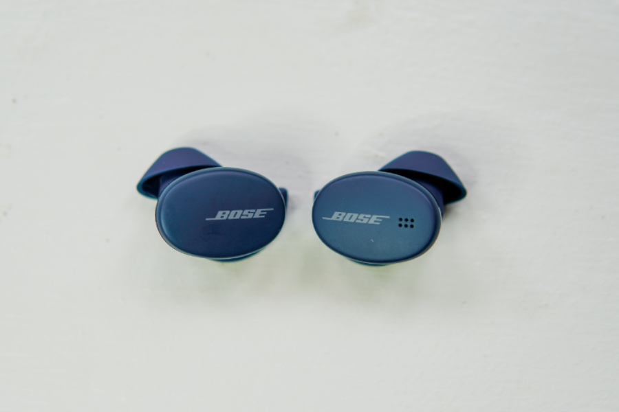Bose Sport Earbuds (Photo: The Sport Review)