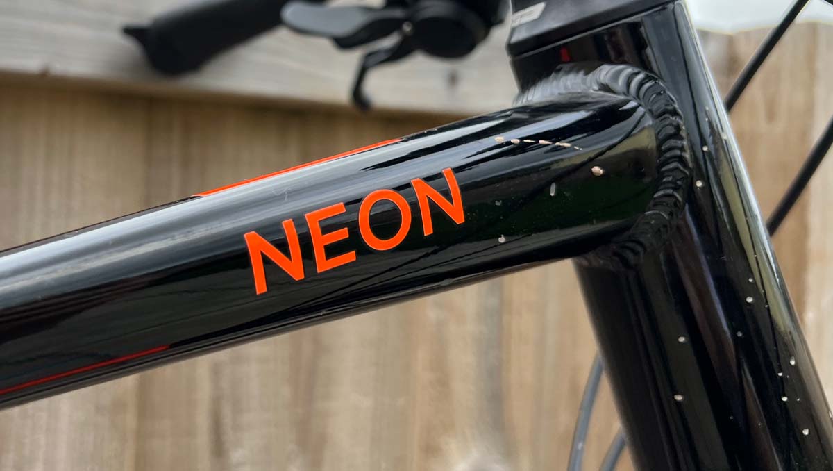 Pinnacle Neon 1 Hybrid Bike (Photo: The Sport Review)